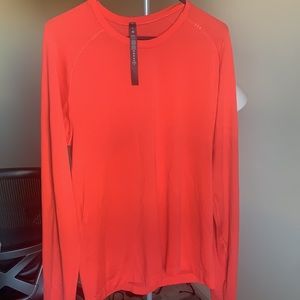Lululemon Metal Vent Tech Long Sleeve